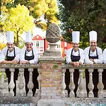 Hotel Mercure Romanazzi Carducci 4*