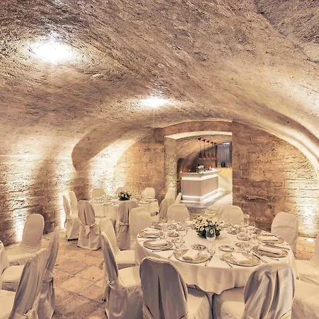 Отель Mercure Romanazzi Carducci 4*