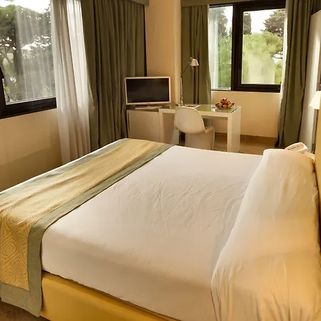 Mercure Romanazzi Carducci 4* Bari