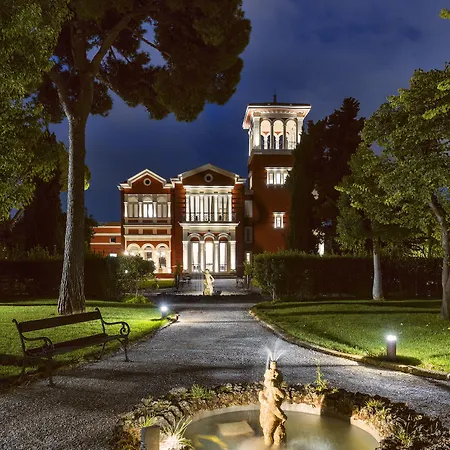 Otel Mercure Romanazzi Carducci Bari