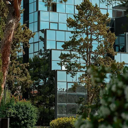 Mercure Romanazzi Carducci 4* Μπάρι