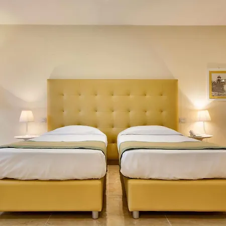 Mercure Romanazzi Carducci Hotell 4*
