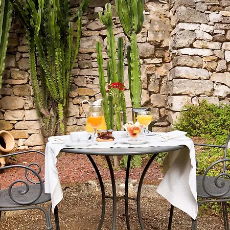 Hotel Mercure Romanazzi Carducci 4*