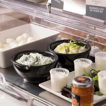 Mercure Romanazzi Carducci Hotel 4*