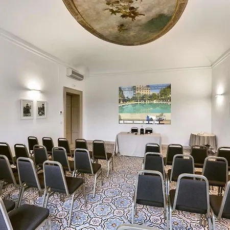 Mercure Romanazzi Carducci Hotel Bari