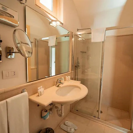 Mercure Romanazzi Carducci Μπάρι