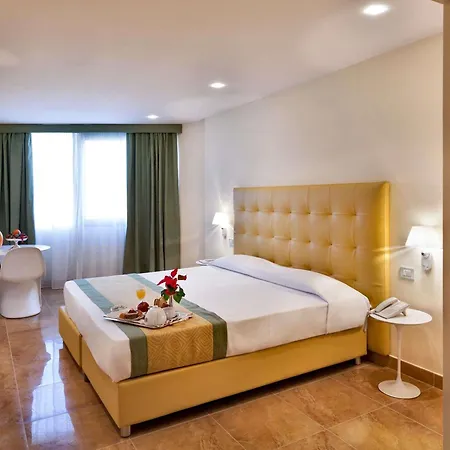 Mercure Romanazzi Carducci Ξενοδοχείο 4*