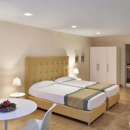 Mercure Romanazzi Carducci Ξενοδοχείο 4*