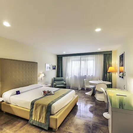 Mercure Romanazzi Carducci Hotell Bari