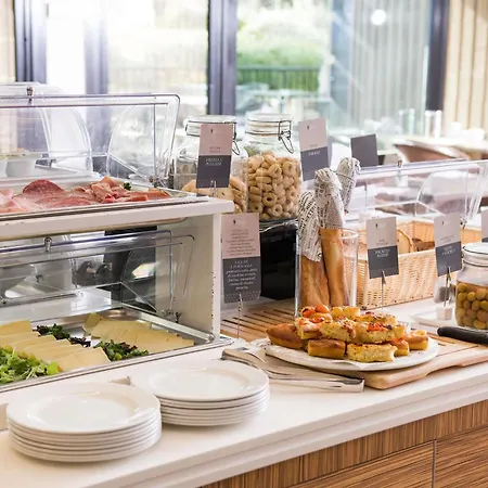Mercure Romanazzi Carducci Hotell 4*