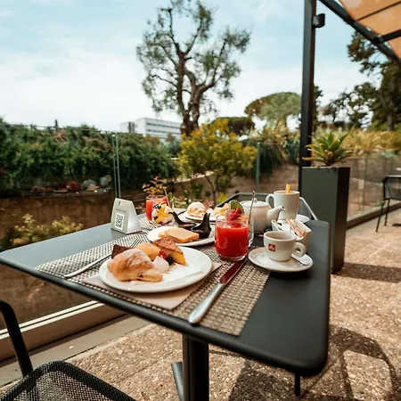 Hotel Mercure Romanazzi Carducci 4*