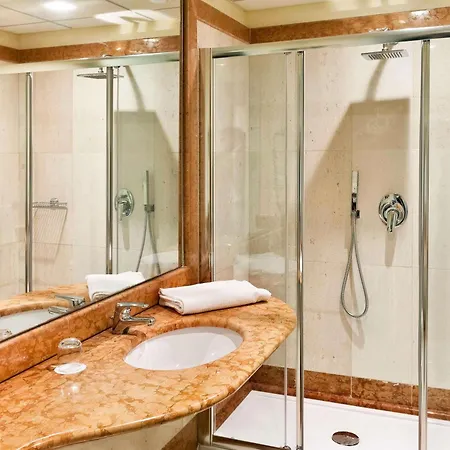 Mercure Romanazzi Carducci Hotel Bari