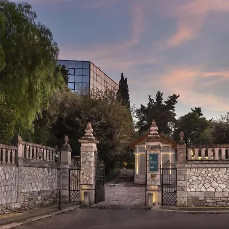 Mercure Romanazzi Carducci Отель Бари