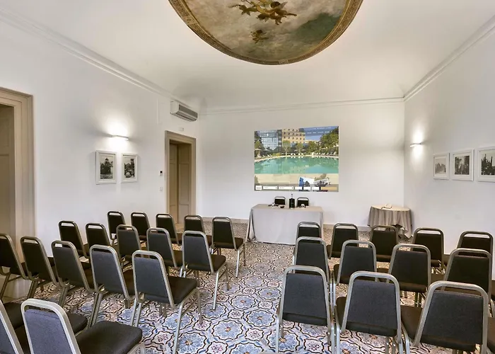 Mercure Romanazzi Carducci Hotel Bari